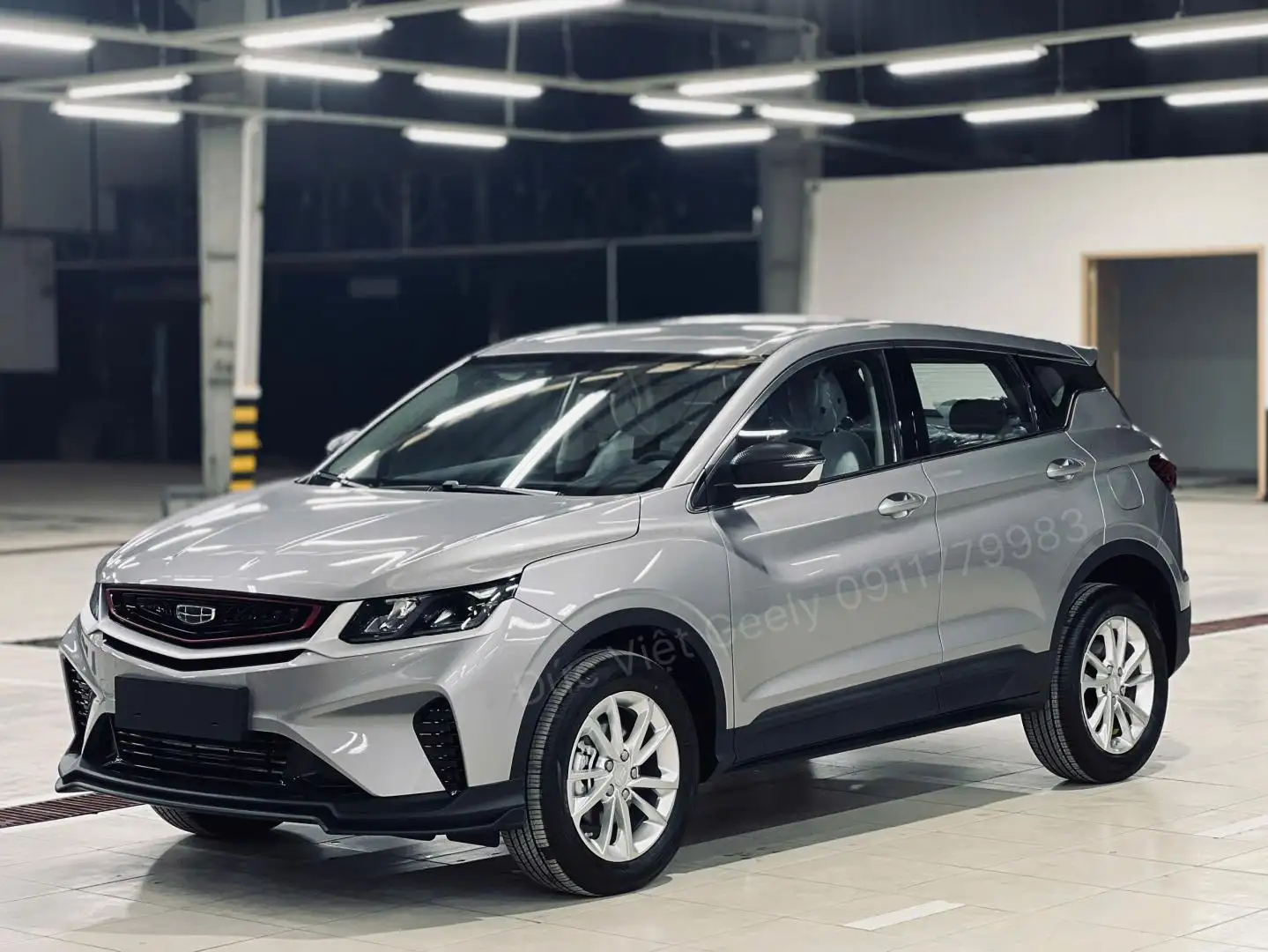 Geely Coolray Standard