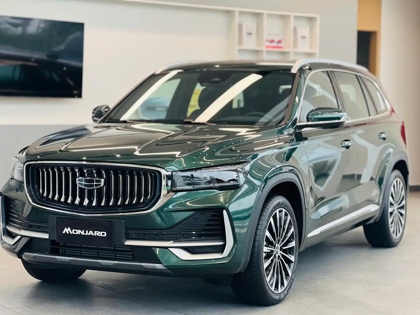 Geely Monjaro Flaghip